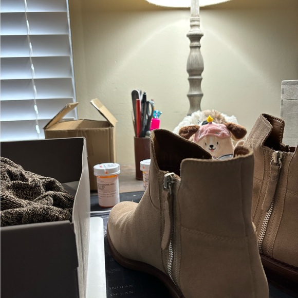 Franco Sarto Halford bootie - Picture 3 of 7